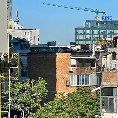 Lägenhet Comfy Tirana